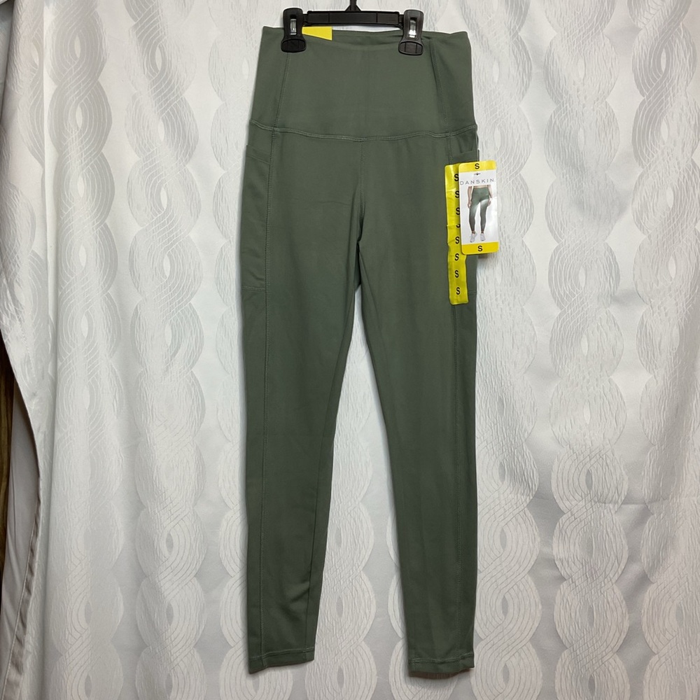 Danskin green 7/8 leggings high rise small nwt - Picture 7 of 7